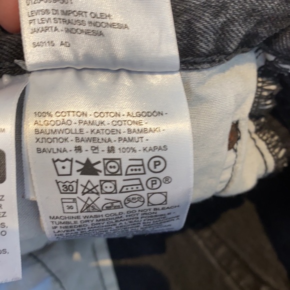 Levi's 501 Black button denim Short jeans W32 - Picture 14 of 15